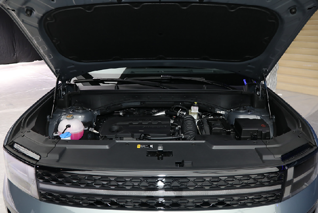 厚道的韩系车？油耗超11L/100km，全新胜达了解一下