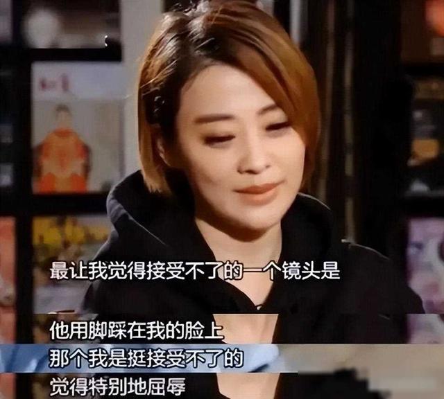 梅婷|朱时茂30年前的春晚，谁注意到他身边的女孩？今火得一塌糊涂