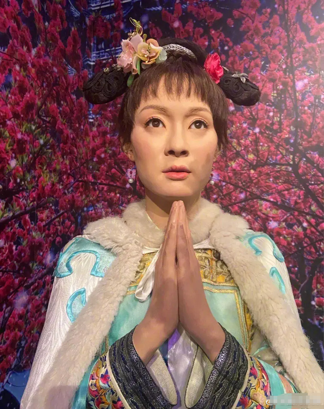 把人丑哭的明星蜡像,一个比一个离谱,网友:来人,把蜡像师融了