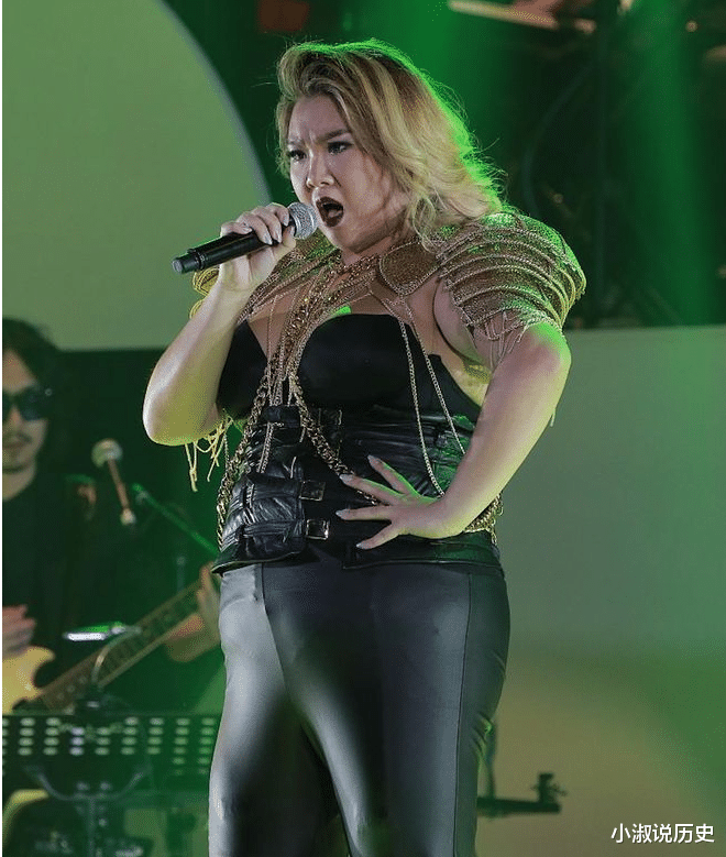 14年后遗嘱终生效，败光千万家产醒悟后，郑少秋女儿再得亿万遗产