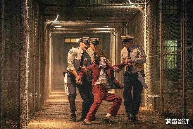 笑不活了！日票房仅884万，这部耗资14亿的大片，恐血本无归！