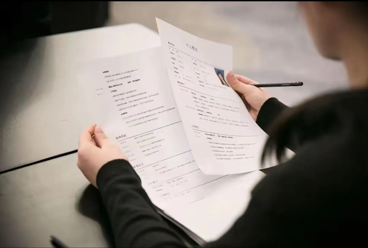 一个平凡专科毕业生的真实就业之旅，究竟有多坎坷，终无奈归乡