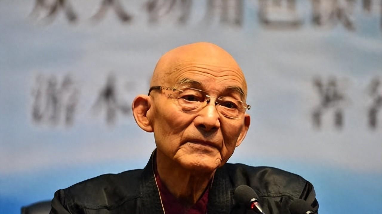 自从演了济公后，游本昌身上接连发生的“怪事”，至今也解释不清