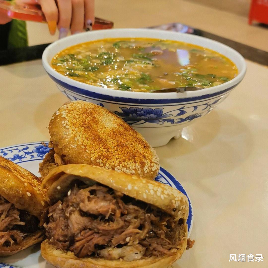 中国最好吃的美食街在哪？经过评选，这10个地方上榜，您扫过几条