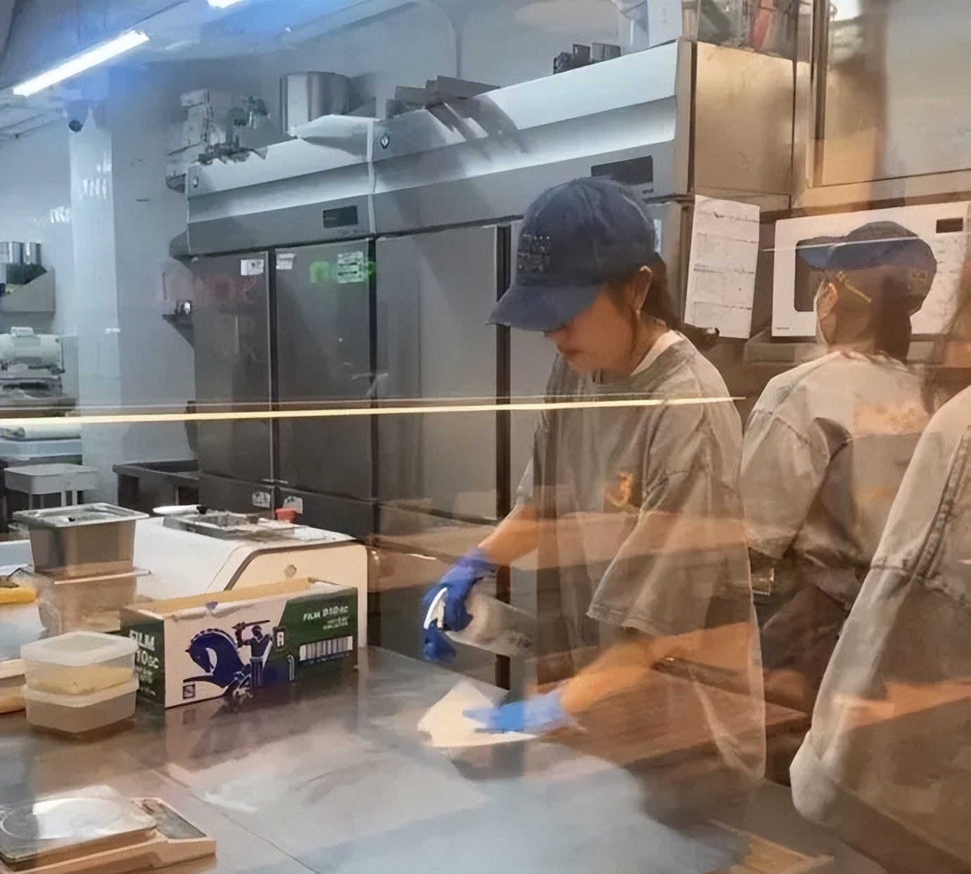 前TVB视后唐诗咏：面包店卫生风波后的真诚回应与转行心声