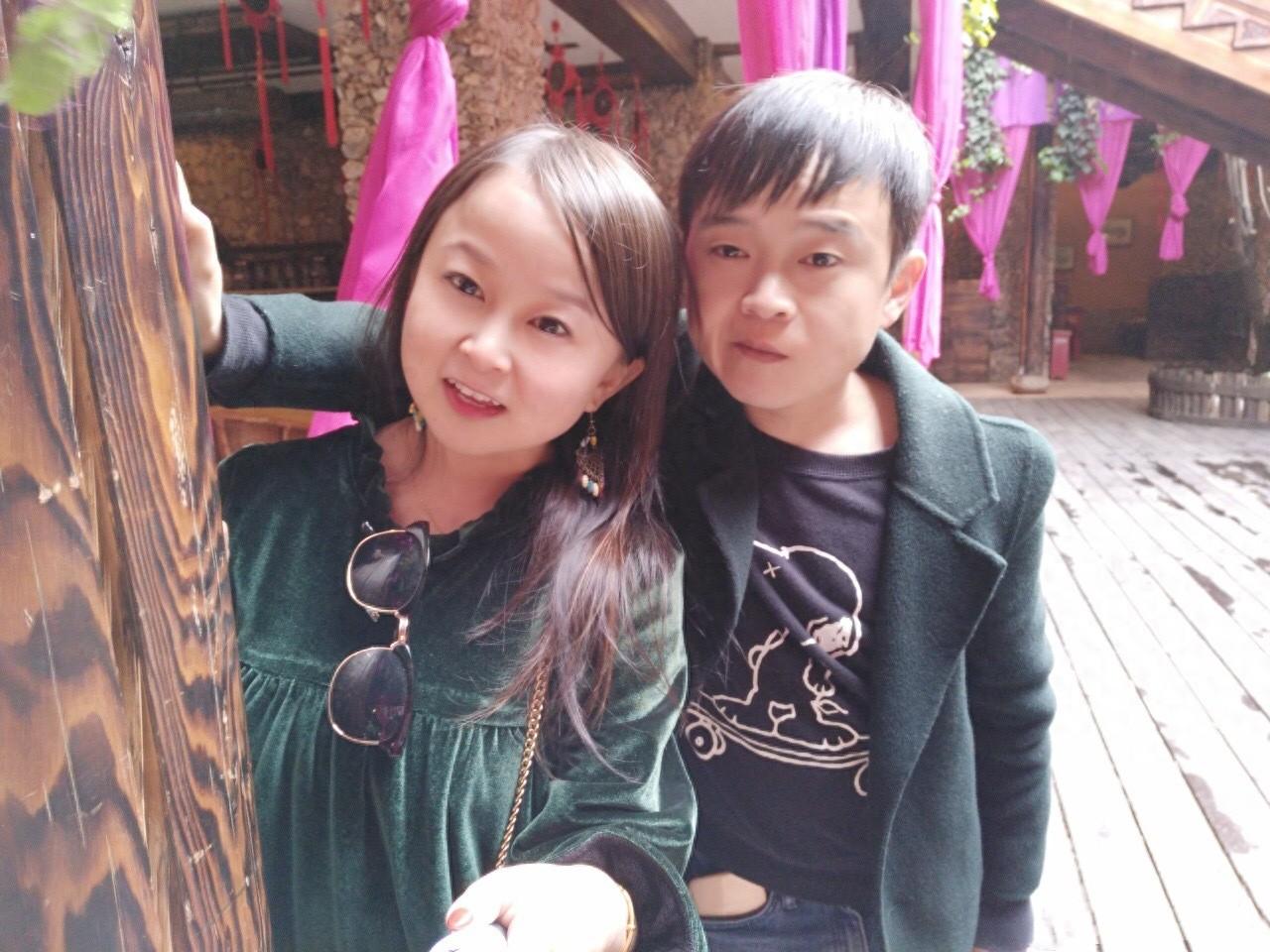 袖珍夫妻离婚风波再升级,朱洁出轨风波成焦点,秦学士强势反击!