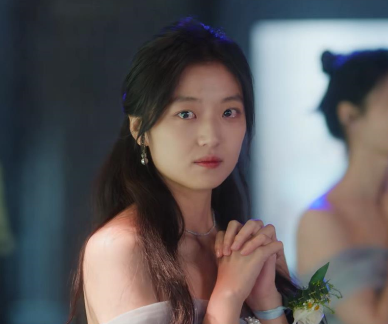 才播6集拿下飙升榜第一,孙千令观众成功入坑,都市爱情剧有天花板了