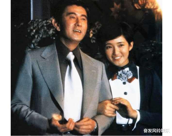 陪伴妻子40年,83岁弥留之际另娶初恋,他称“我一直想这样做”