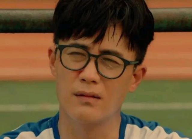 垂垂老矣,就别尬演学生了!这6位男星演的学生,看着让人真难受