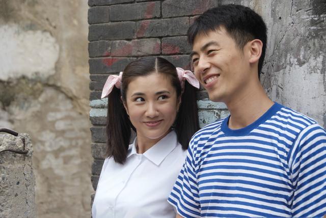 央一开播！35集军旅大剧来袭！李幼斌领衔，阵容深厚，不追都不行