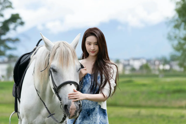 成也古偶败也古偶，火了16年还原地踏步，刘诗诗啥时候才换赛道？