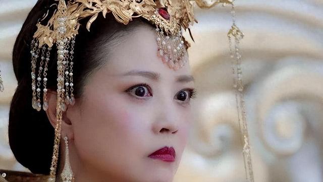 长了一张“不好惹的脸”的6位女星,个个面相很凶,看着就发怵