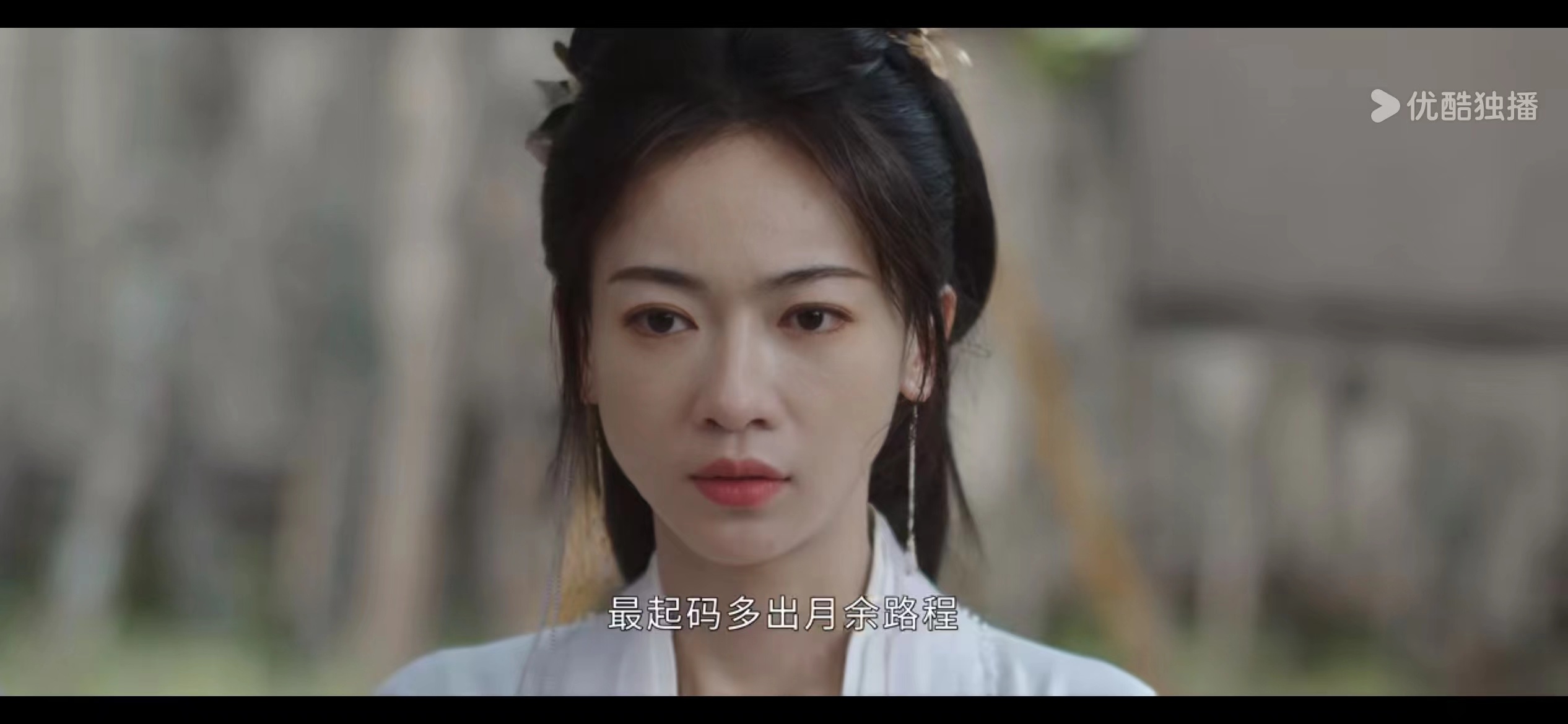 墨雨云间:薛狸两次对灾民截然相反的态度,正体现了对父亲的爱