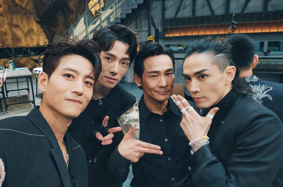 想不通!明明长着一张相似脸,一个最终成顶流,一个却死活红不了