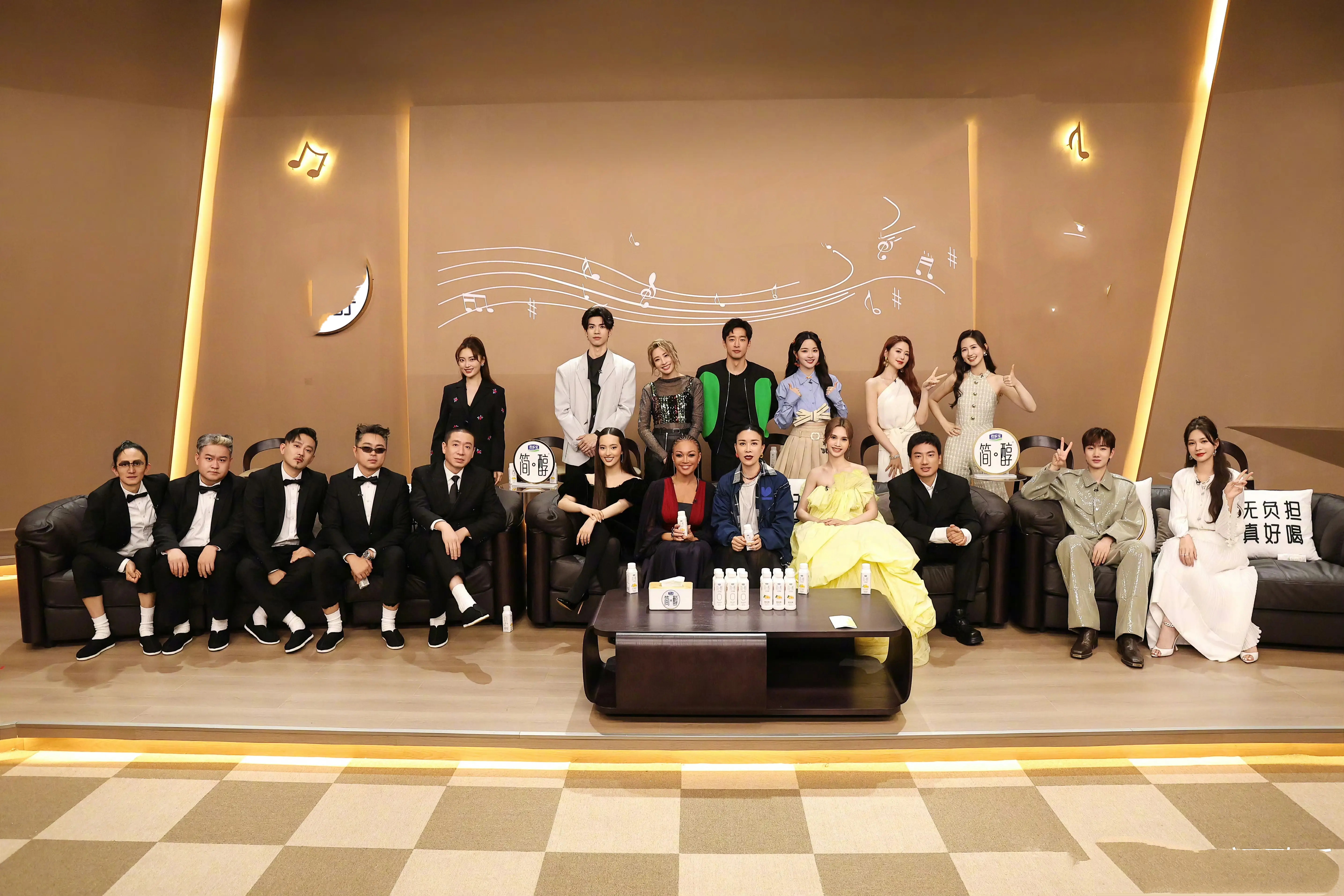 歌手|《歌手》总决赛选组，那英占据最佳位置，凡希亚无人选显歌王气质