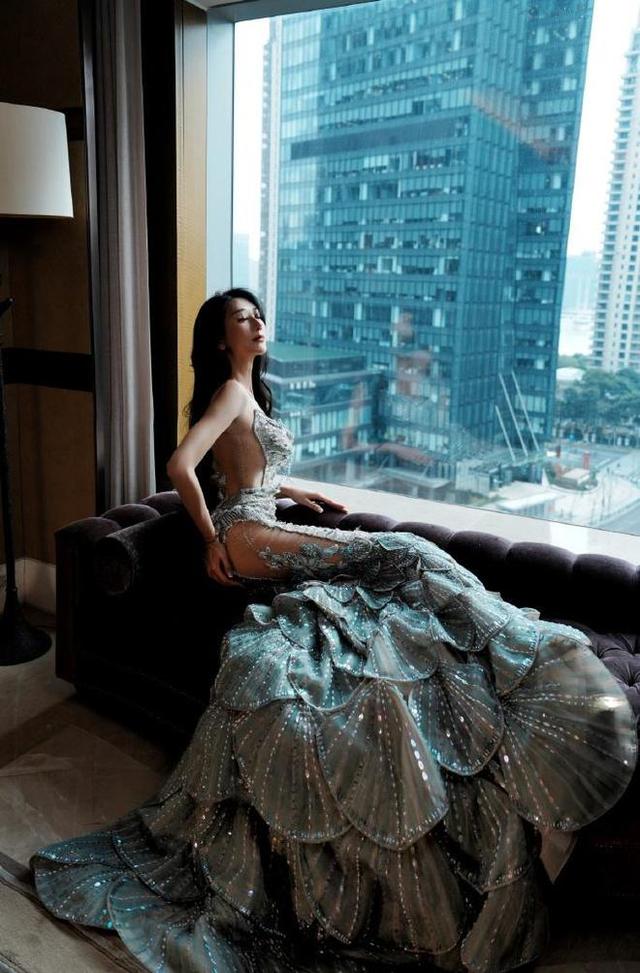 5年剖4胎从不坐月子,被丈夫评“只会生娃”,如今38岁她老的像68