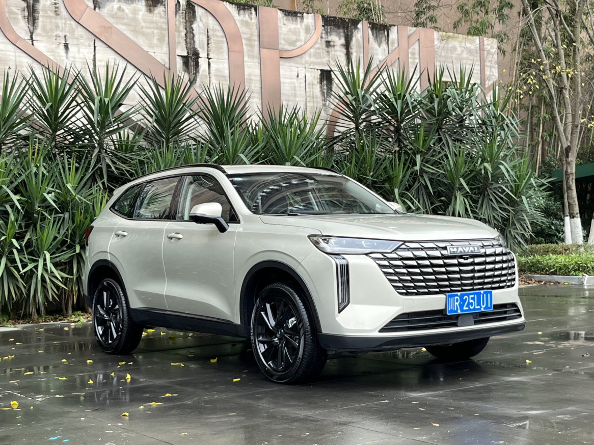 准新车哈弗H6Ultra版，900公里一手车，家用SUV高性价比之选