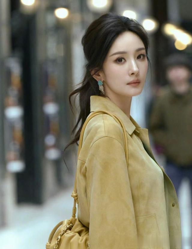 瓜子脸已经out了，“富贵脸”才真有气质！看完对比图你就懂了