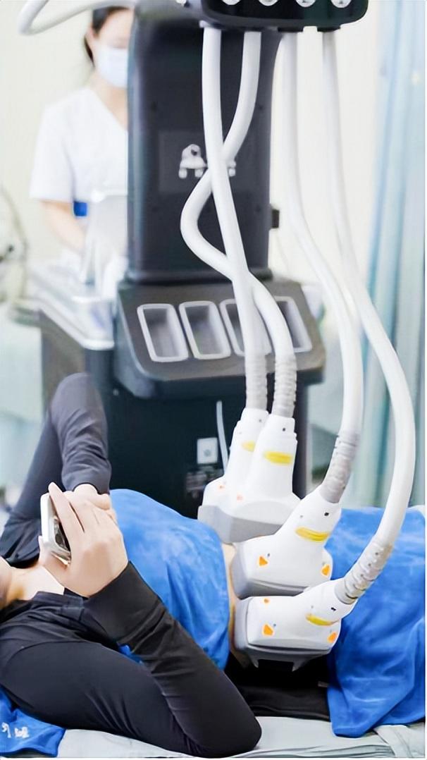 大笑能让人更瘦!这个“黑科技”却能让人笑着“躺瘦”,有点意思