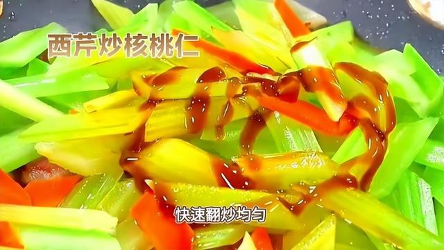 提醒:锌是保护心脏、防痴呆的重要元素,常吃3类食物可以补充