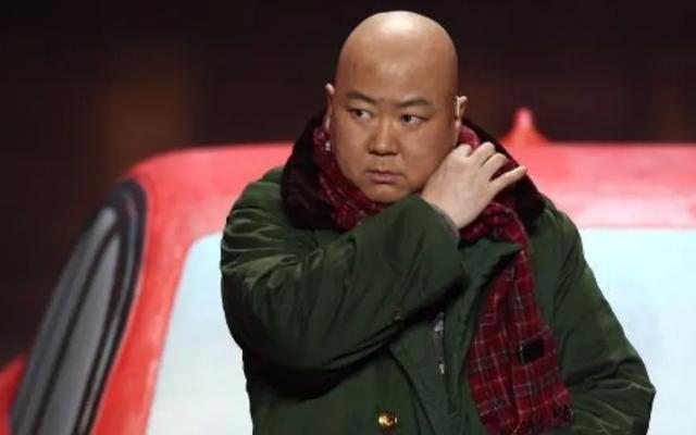 春晚|20次登春晚，58岁未婚无子，因一句话被索赔1亿，他如今怎样了