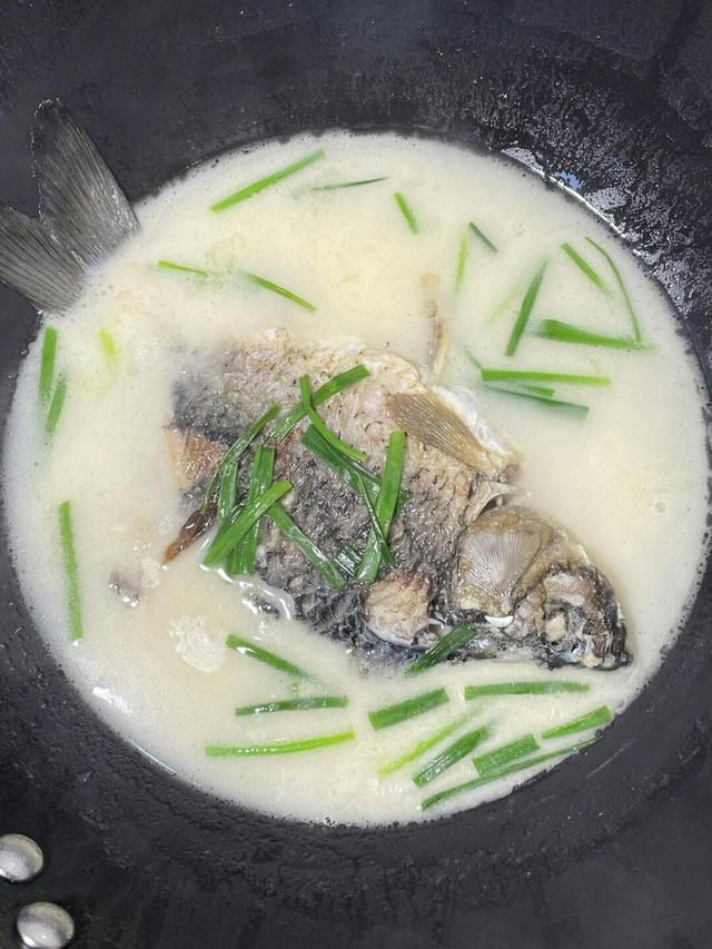 秋季是孩子长高的“黄金期”，常吃4种菜，补钙壮骨，个子长得快