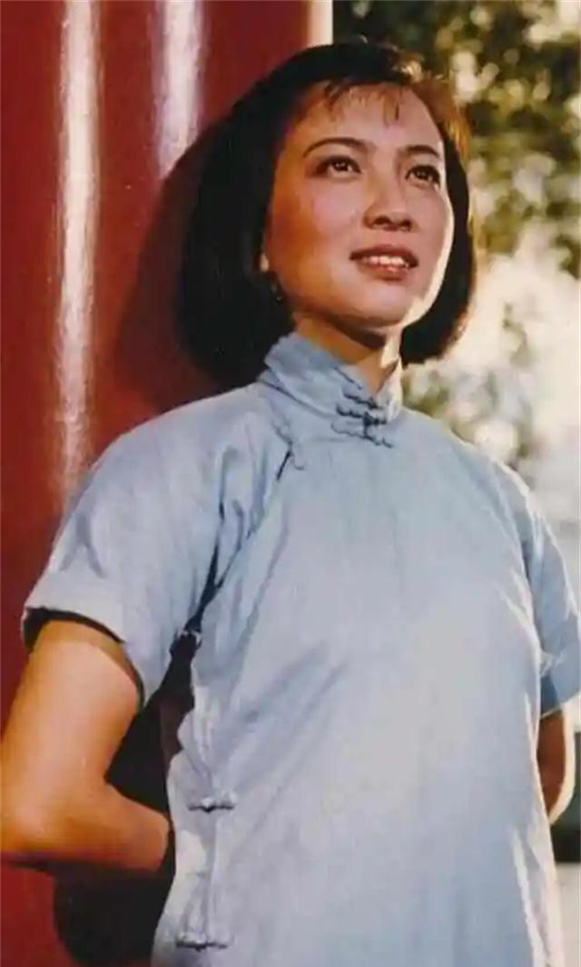 艺术家谢芳:本月3日就被下了病危单,儿媳透露经常对照片发呆