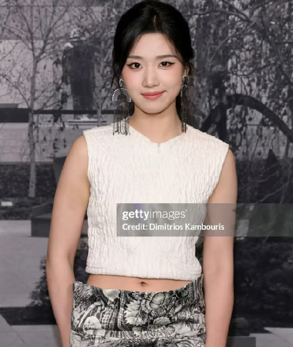 真服了,她怎么又翻车了?