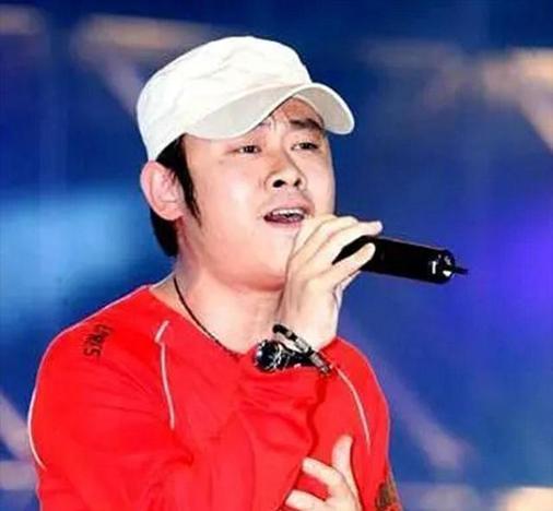 刀郎前妻:生下女儿40天与富商私奔,丈夫二婚爆红,她却突然登门