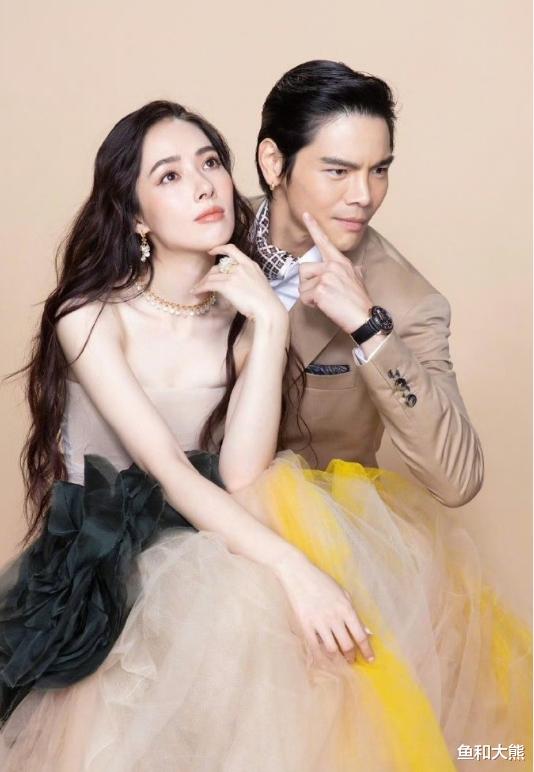 《浪姐5》初舞台,张予曦跑调郭碧婷假唱,向佐发文力挺好多错字