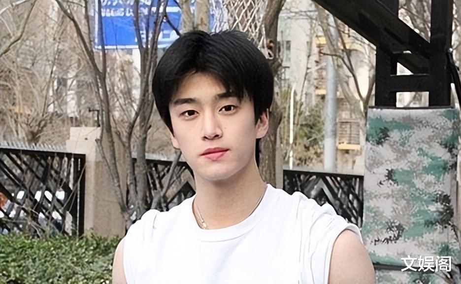 南派三叔又一力作！开播9天夺周榜第1，全员都是老熟人