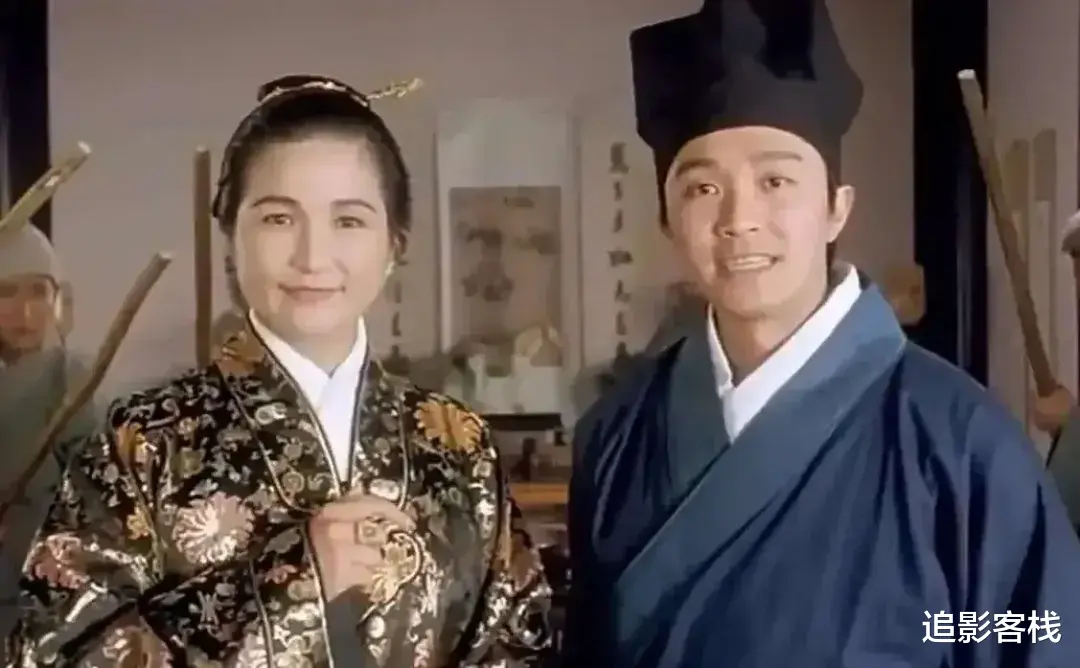 苏醒|我为什么喜欢郑佩佩？把三期《花儿与少年》的大姐放在一起比较，差别就出来了