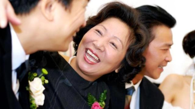 丈母娘“理想女婿”职业排名：教师仅排第5，榜首基本工资不高