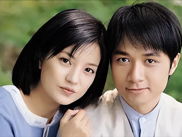 赵薇母亲魏启颖:儿媳妇卷走5.2亿,女儿彻底封杀,丈夫也去世