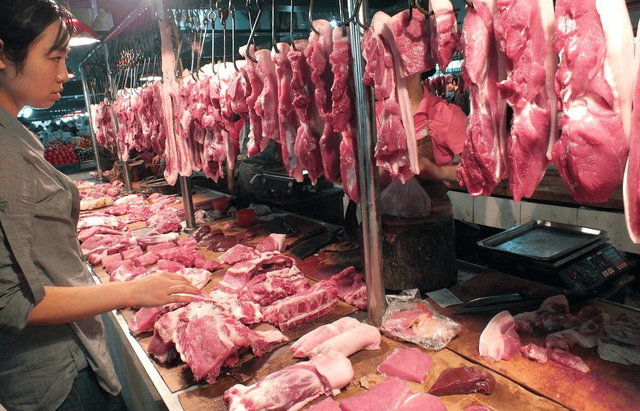 为何现在的猪肉没“肉味”，一点都不香了？老板无奈说出3点原因