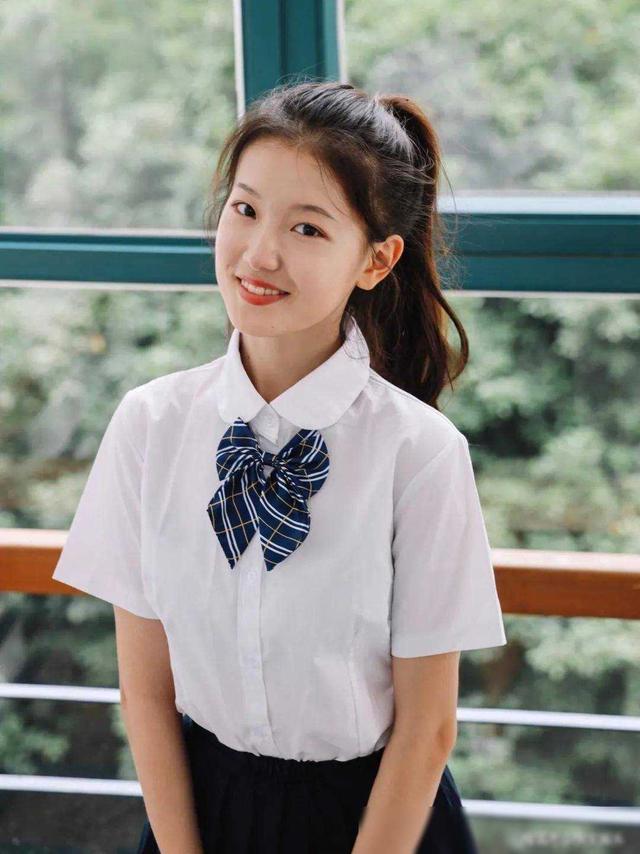 25岁孟羽童被辞退后！仍以500强董事长秘书自居，引起网友的