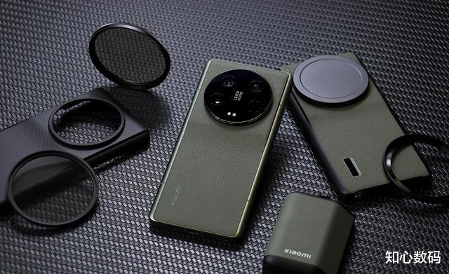 小米用力過猛，16GB+1TB突降3200元，頂配影像高端機加速退場