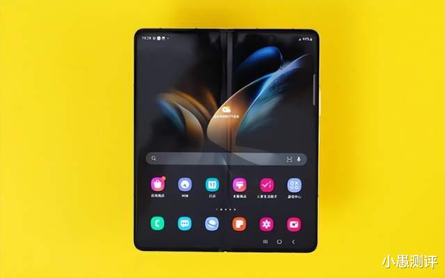 三星徹底“發(fā)飆”，三星Z Fold4價格跌至2910元，售價變得更親民