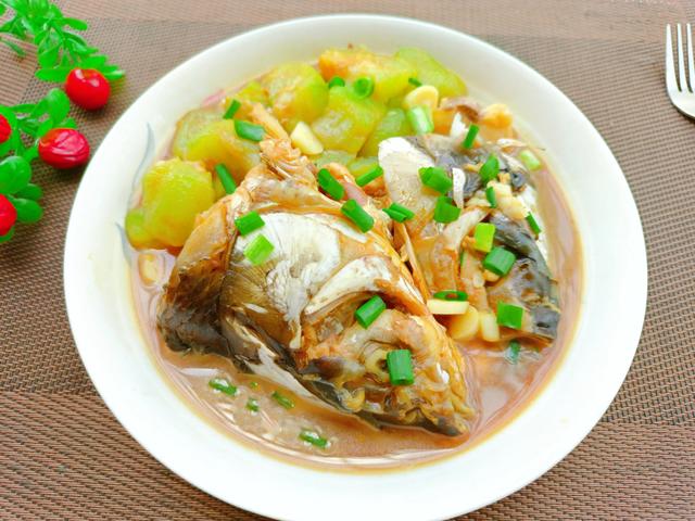 立秋将至,建议大家别心疼钱,多吃4种肉,补充营养顺利入秋