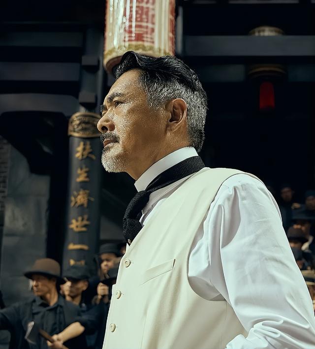 《美队4》香港票房远超《唐探》，周润发香港票房号召力不行了？