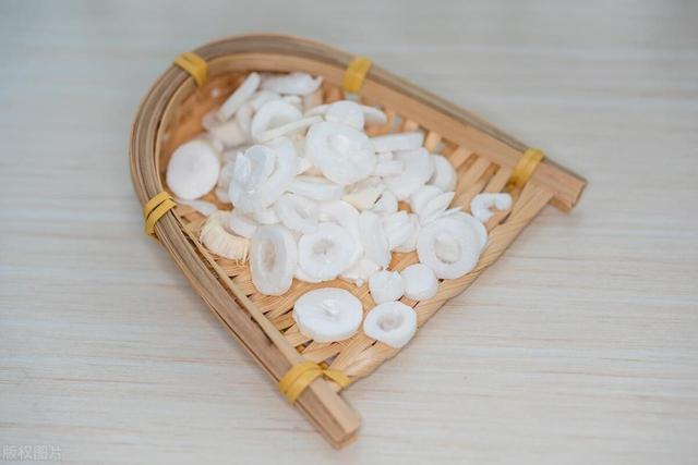 刷锅用的丝瓜络，搭配这几味常见药，对付乳腺结节有奇效！