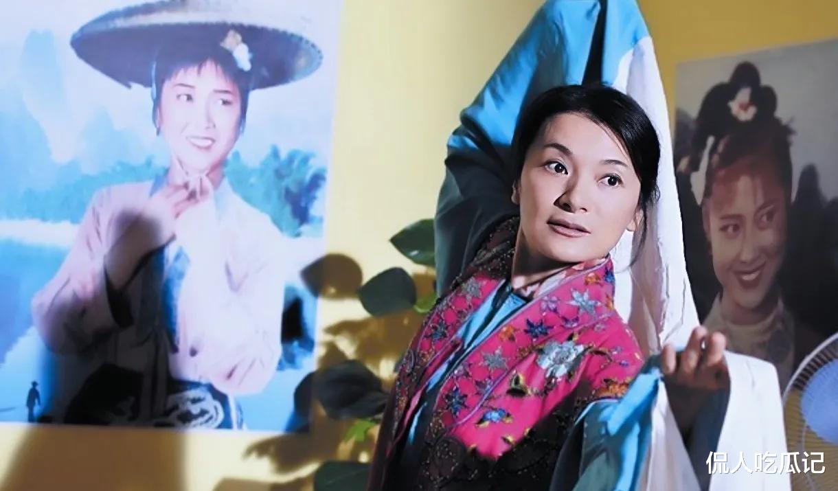 《玫瑰的故事》阎青妤:闺蜜是刘晓庆,曾是恋爱脑也被情所伤,她56岁选择单身