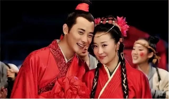 “她”曾经屏霸电视剧,如今不温不火,是百亿阔太,为何还演戏?