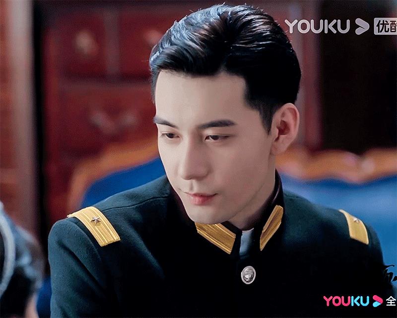 平心而论,内娱真正的绝色美男只有12位,他们酷帅雅痞,清新性感