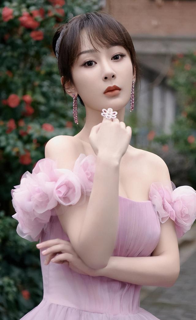 顶替杨紫出演《家有儿女》,在地下室被人暴揍,如今宁丹琳哪去了