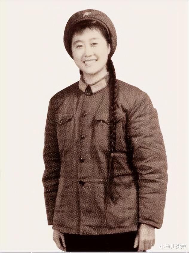 她是“央视名嘴”,因揭露姜昆丑闻被封,如今69岁处境如何?