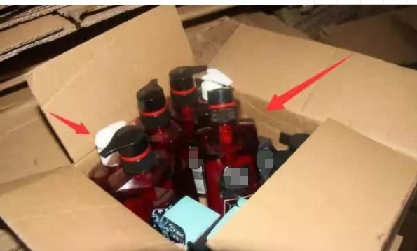 新闻曝光:3种“洗发水”已被拉入黑名单,多数人在用,难怪脱发严重!