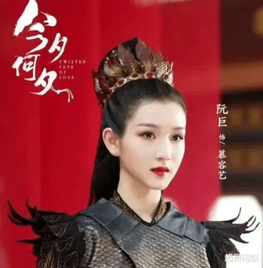 陈思诚老牛吃嫩草!25岁女友遭曝光,颜值身材不输前妻佟丽娅!