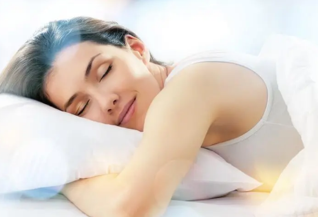 水断食,让你7天瘦10斤?别急着尝试,看看医生怎么说