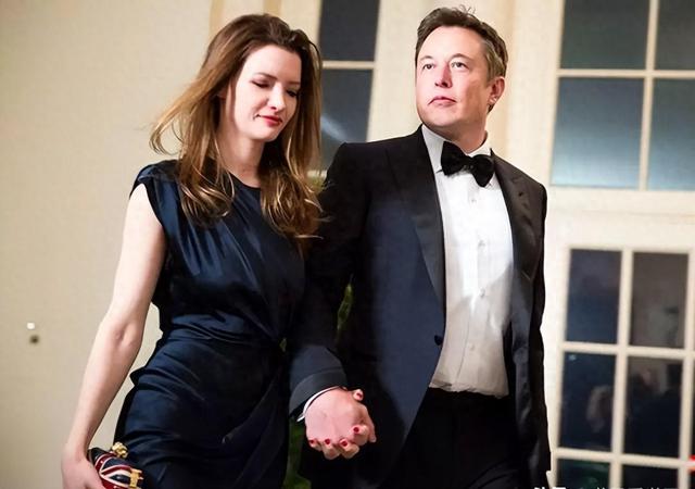 马斯克审美是真的顶,前妻莱莉是大美女,甩了马斯克2次!